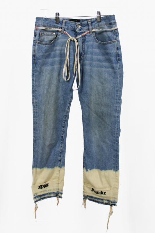 Bleached Capri Jeans with Shoelace Belt